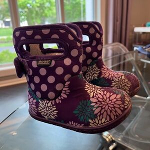 Toddler Bogs Waterproof Boots, purple size 7